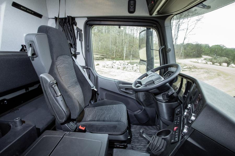  Mercedes-Benz Arocs 1845 LS HAD 2015 года  (фото 8 из 10)